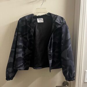 Cropped Black/Grey Camo Hooded Windbreaker